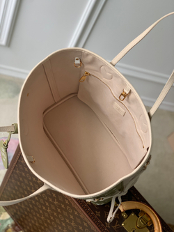 Louis Vuitton Neverfull MM
