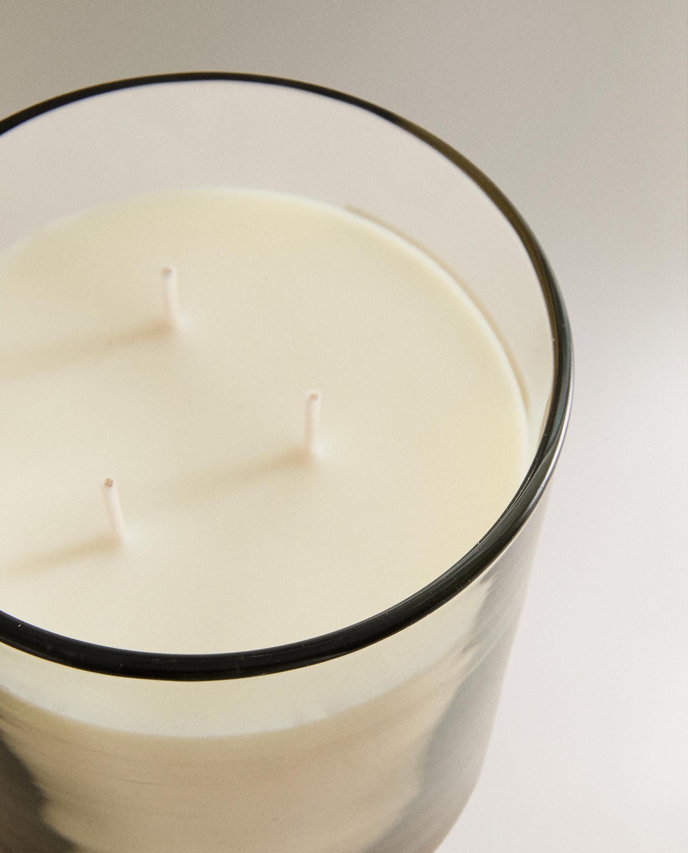 Zara Home - Ароматическая свеча lemon bergamot, 620 г