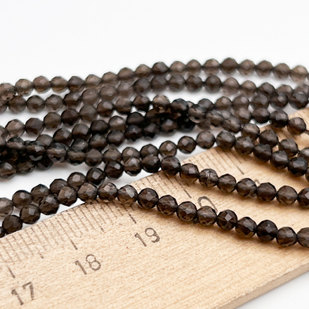Дымчатый кварц граненый бусины ("Раухтопаз"), диаметр 3-3,1 мм, цена за нить 38 см