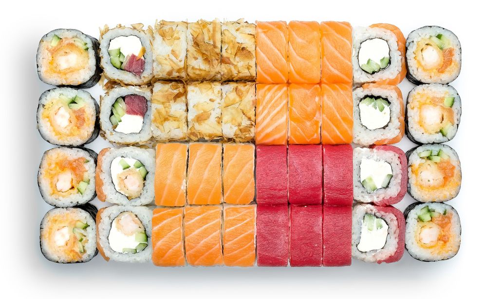 Сет суши хит. Суши сет реутов. Суши сет реутов. Сура суши меню. Амигос суши сергиев посад.