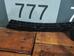 Кронштейн переднего бампера правый Kia Rio 4 (FB) 20-нв Б/У Оригинал 86554h0700