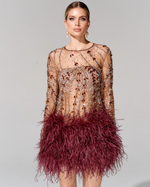 Платье с вышивкой ручной работы