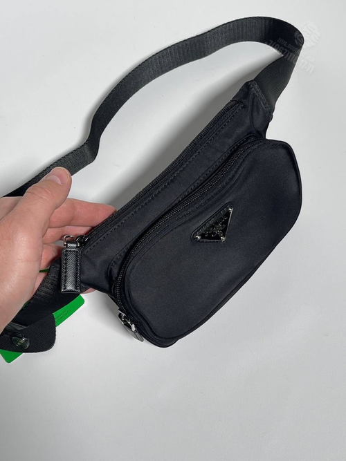 Поясная сумка Prada