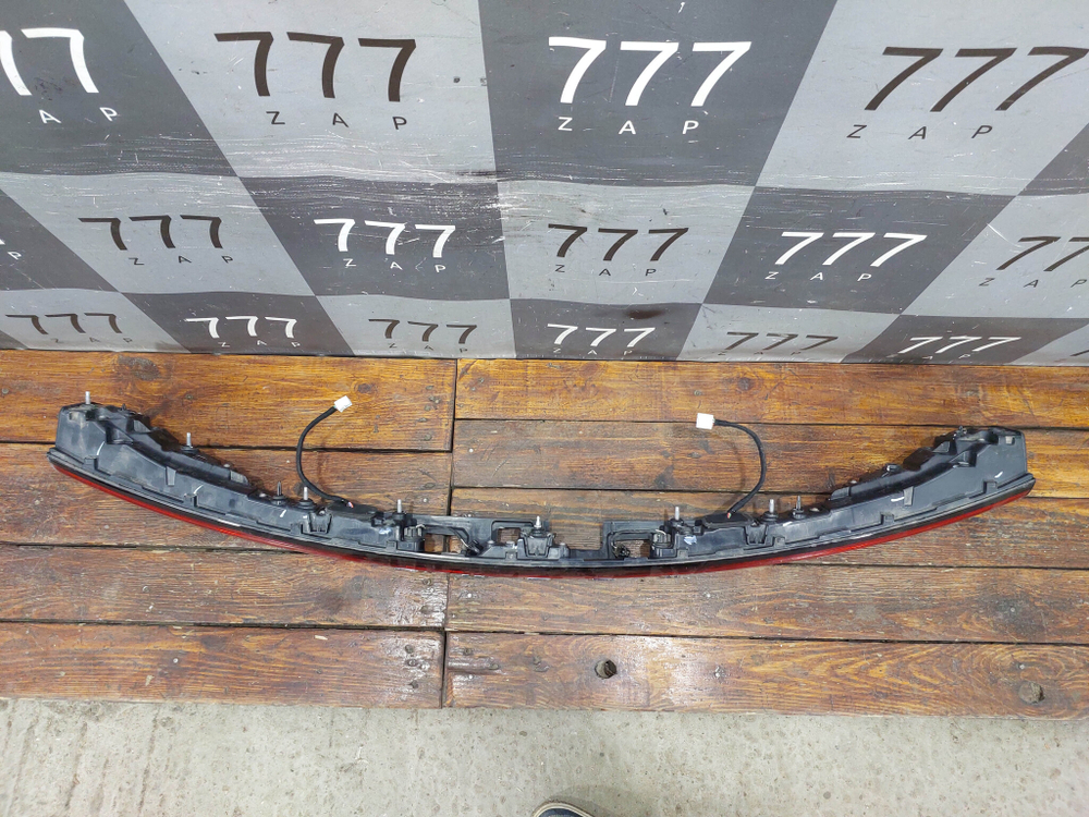 Фонарь зaдний крышки багажника с дефектом Omoda C5 22-нв Б/У Оригинал 605000724AA