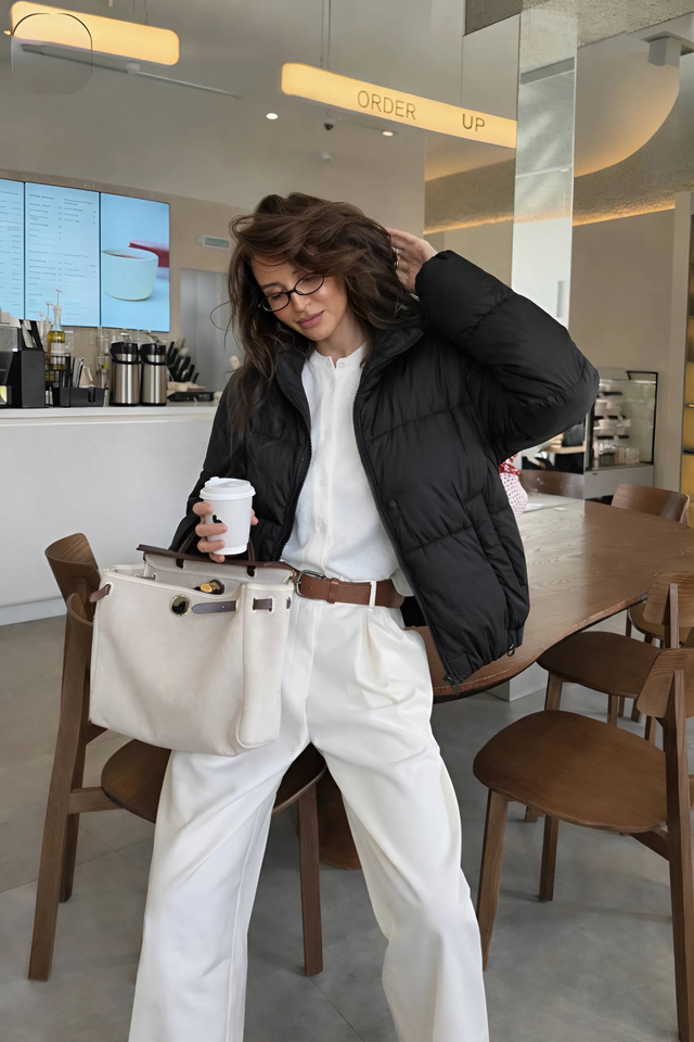 Пуховик женский демисезонный черный