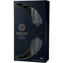 Водка Онегин 0,7 л. Подарочная упаковка с двумя бокалами