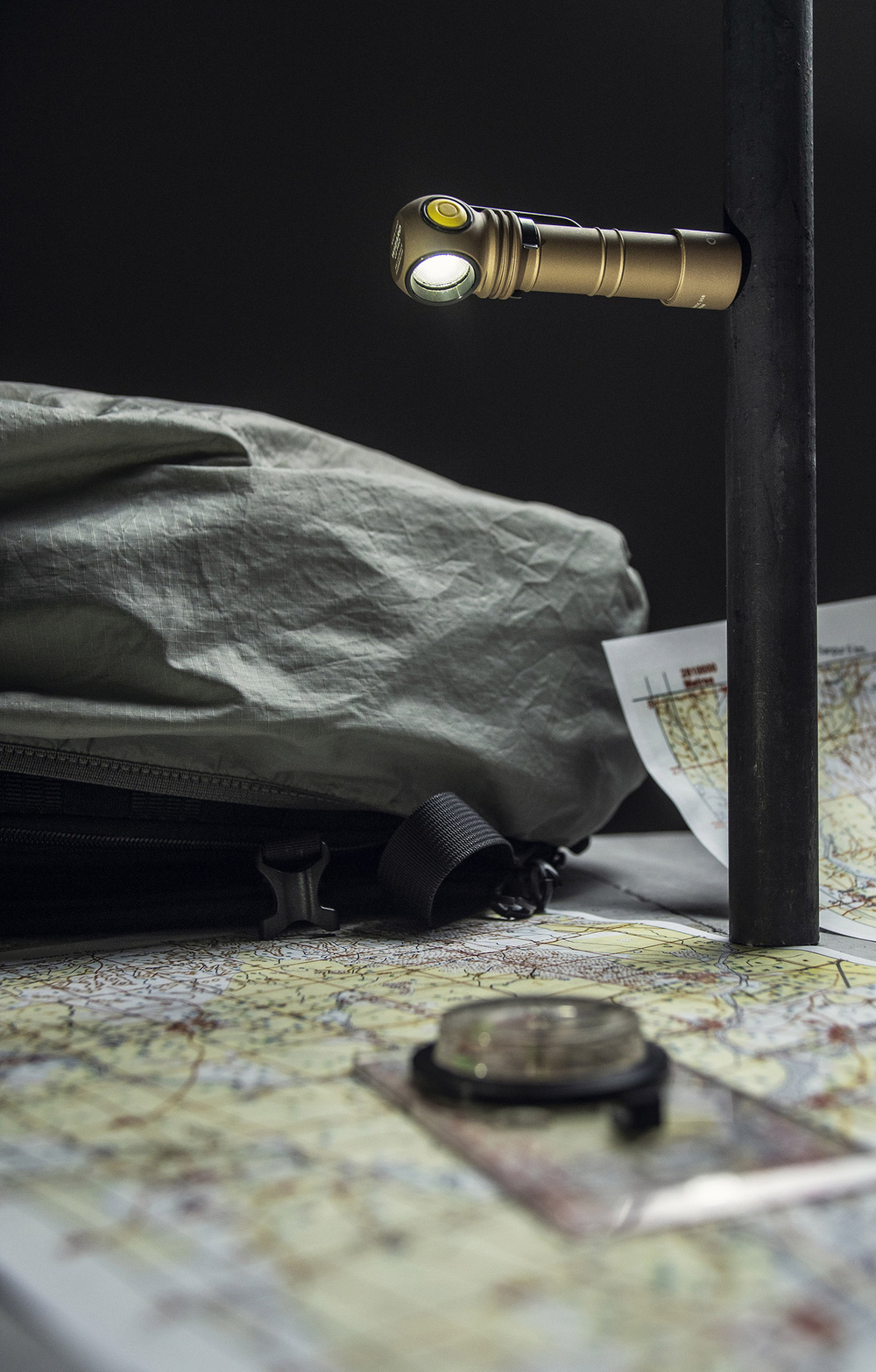 Фонарь Armytek Wizard C2 Pro Sand White