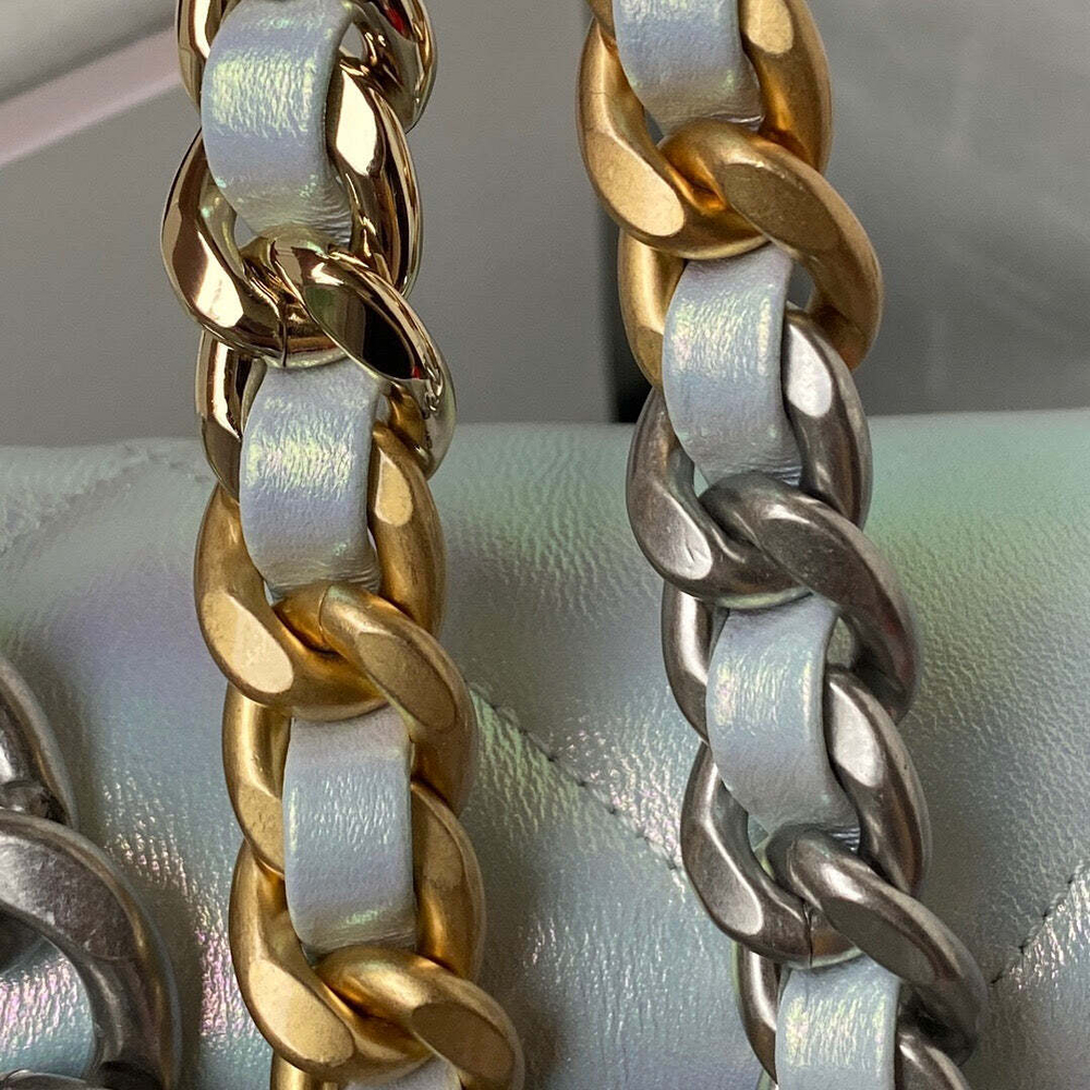 Chanel 19 Large 30 cm