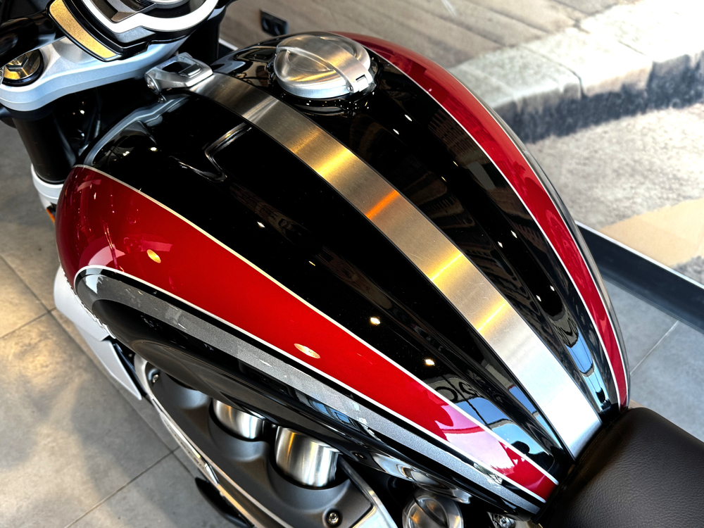 Triumph Rocket 3 R, 2023