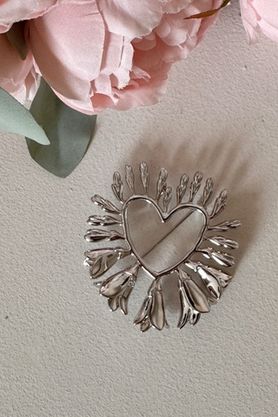 Цена на Брошь-11754 больших размеров