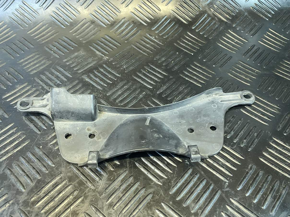 Пластик внутренний Yamaha TDM900 RN08 2002,