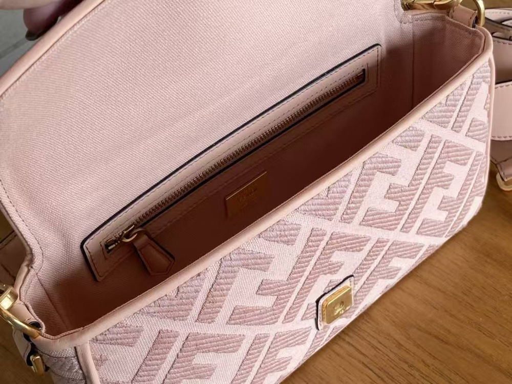 Сумка Fendi