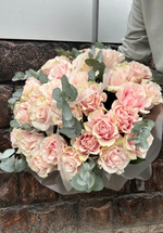 Букет из 31 французской розы