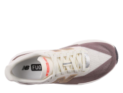 Кроссовки для бега женские New Balance FuelCell Rebel v5 Кремово-Фиолетовые