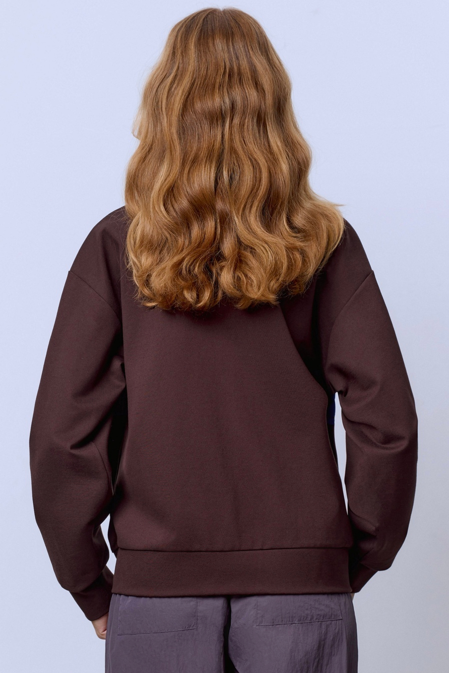 Толстовка на молнии с контрастными вставками