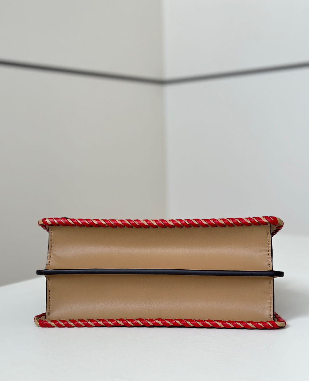 Fendi Peekaboo ISeeU Small 27 cm