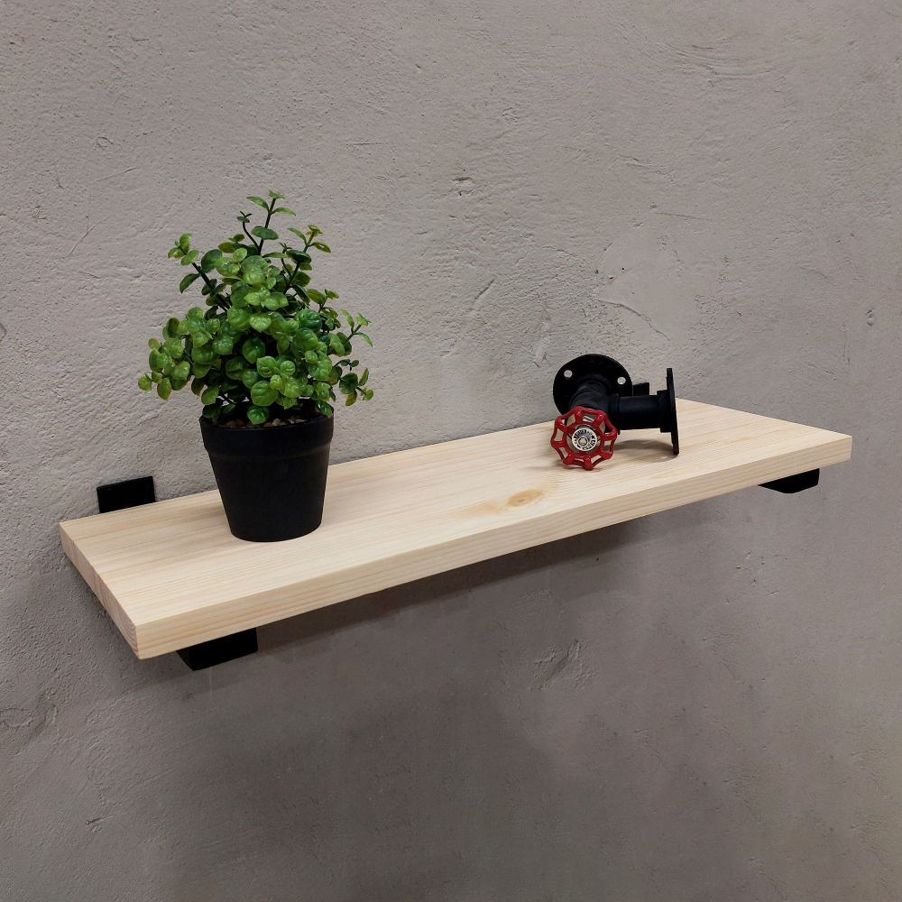 Настенные полки из натурального дерева в стиле Лофт