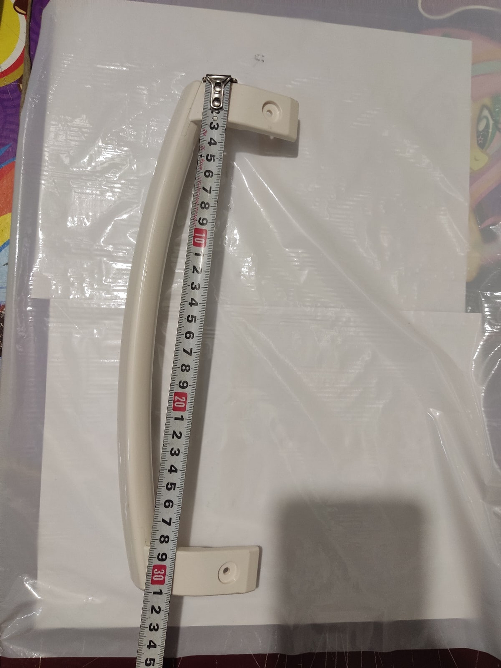 Белая Ручка для холодильника LG AED34420702 изогнутая