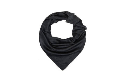 платок kefiah Guess - графитовый (AW9036 POL03)