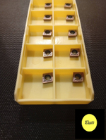 Пластина токарная CCMT060204