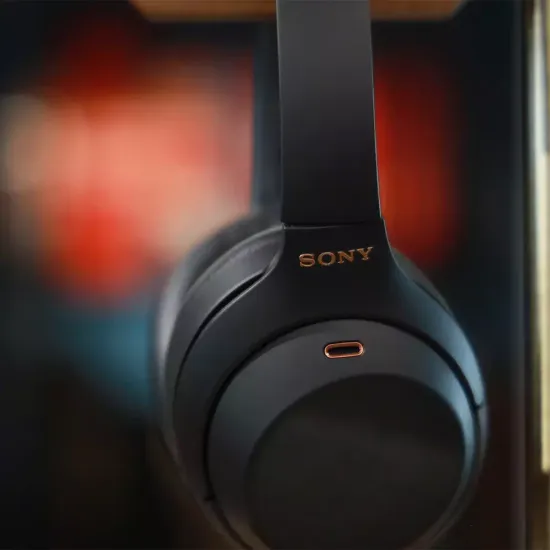 Беспроводные наушники Sony WH-1000XM4 Черный