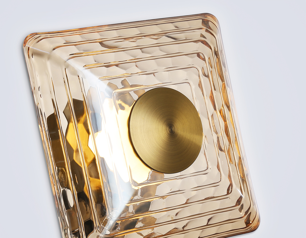 Светильник настенный LH31035 BS/TI латунь/янтарь 6W 3000K 150*150*85