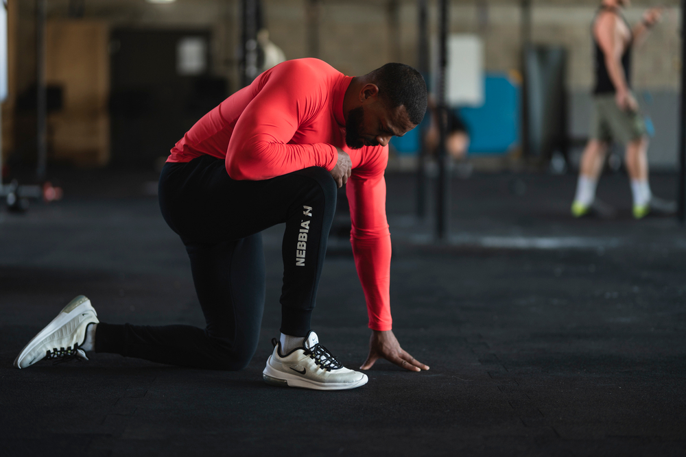 Брюки SLIM SWEATPANTS WITH ZIP POCKETS "RE-GAIN" 320 Черные