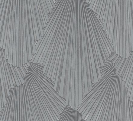 Papis Loveday Fashion Icon