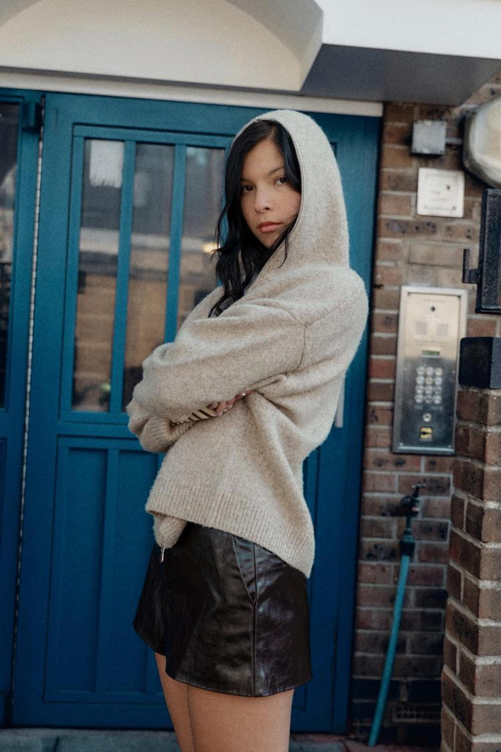 ZARA ШЕРСТЯНАЯ КУРТКА С КАПЮШОНОМ, БЕЖЕВЫЙ