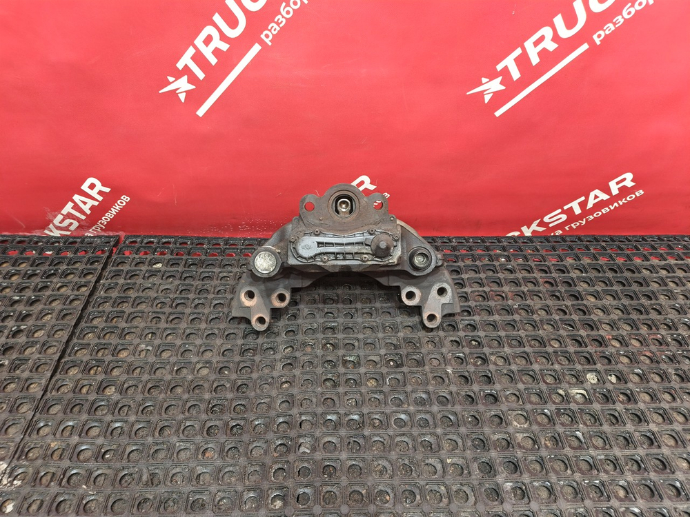 Суппорт левый