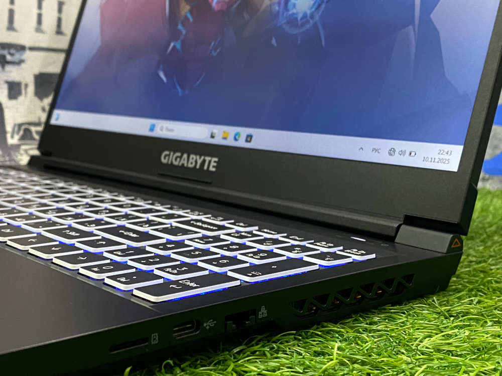 Игровой GigaByte 15' i5 12500H/RTX 4060 6GB/16GB/512GB/ G5 MF[KF-E3KZ313SH]/Windows 11