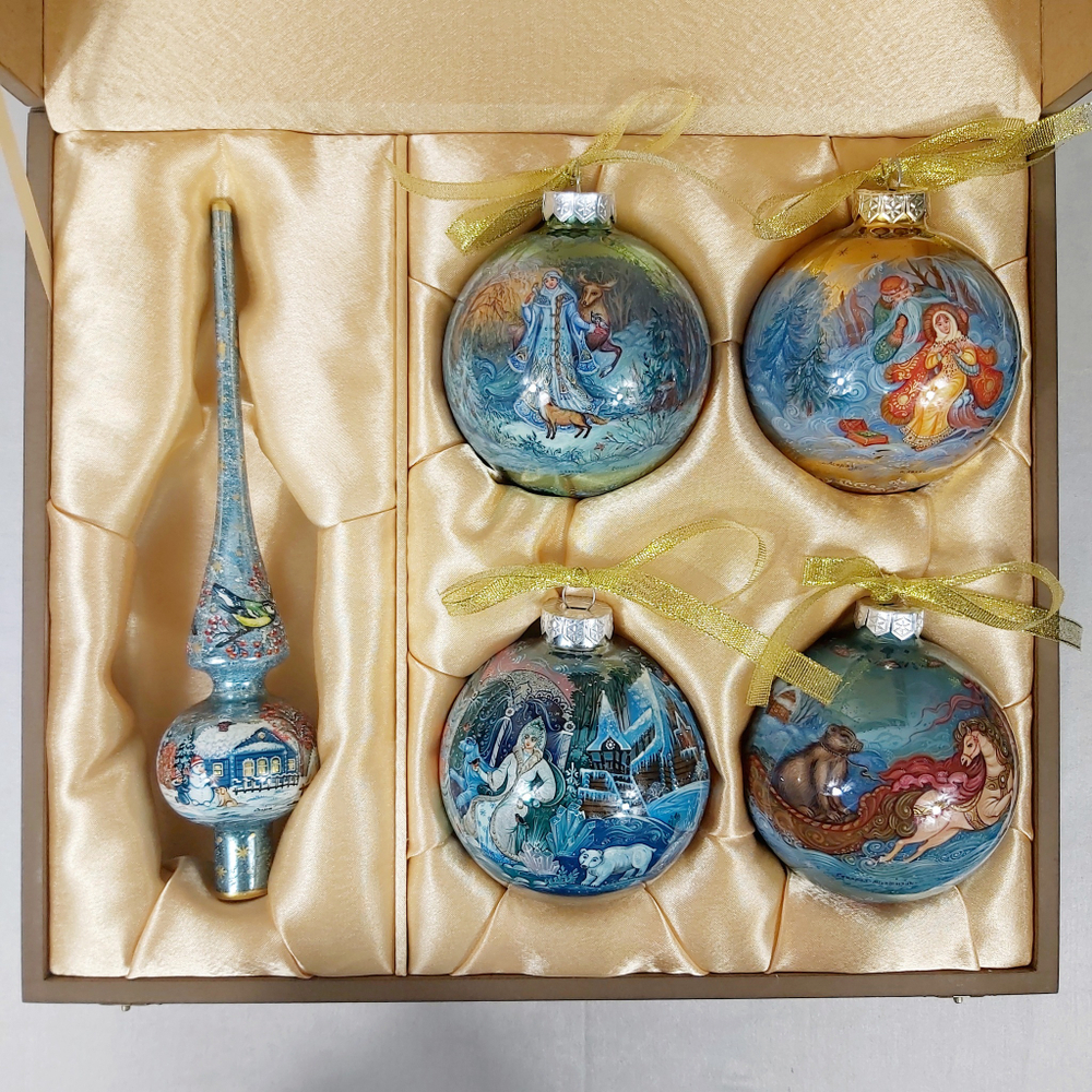 Сувенирный набор из 4-х новогодних шаров и наконечника с ручной росписью Палех "Сказки"