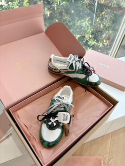 Miu Miu Sneakers