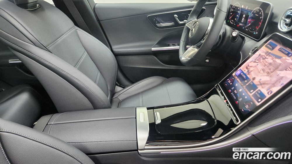 Mercedes-Benz C-Class W206 C300 4MATIC Avangarde (09.2023)
