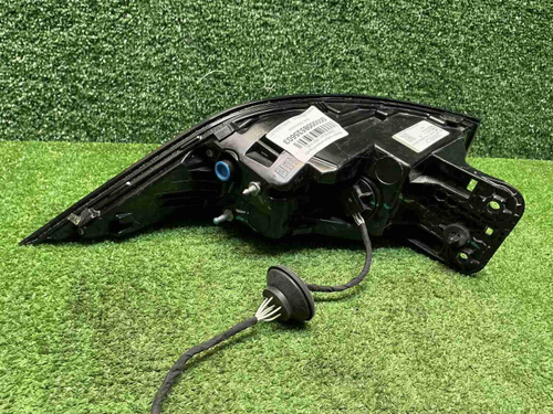 Фонарь правый внешний Geely Monjaro (2021-н.в.)