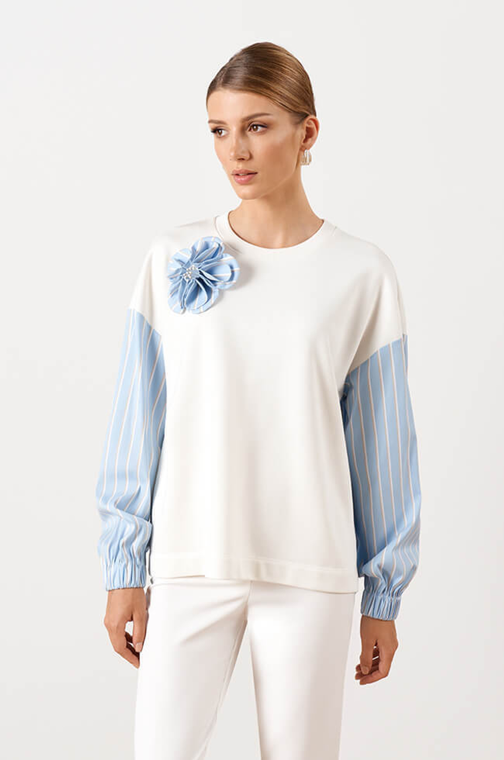 22976 Блузка женская (молочный / голубой)