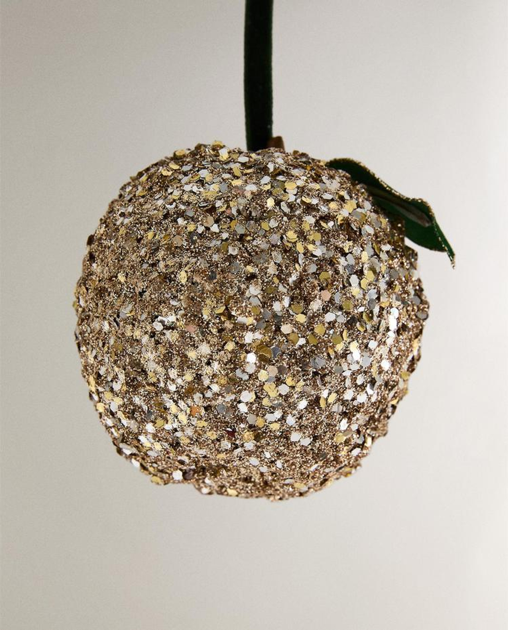 ZARA HOME ЕЛОЧНОЕ УКРАШЕНИЕ «ЯБЛОКО» С БЛЕСТКАМИ, ЗОЛОТИСТЫЙ