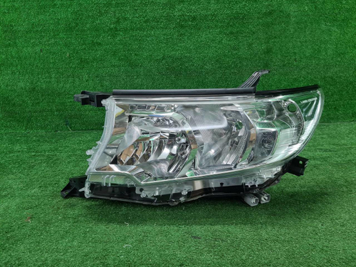 Фара левая Toyota Land Cruiser Prado 150 (2017-н.в.) галоген