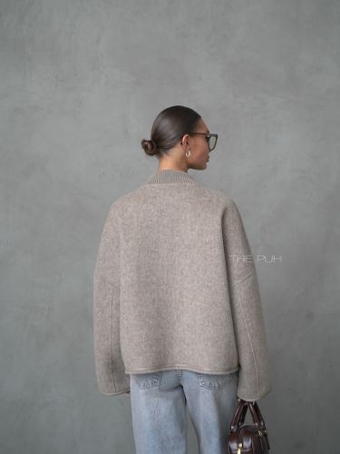 Шерстяной бомбер цвета капучино на молнии