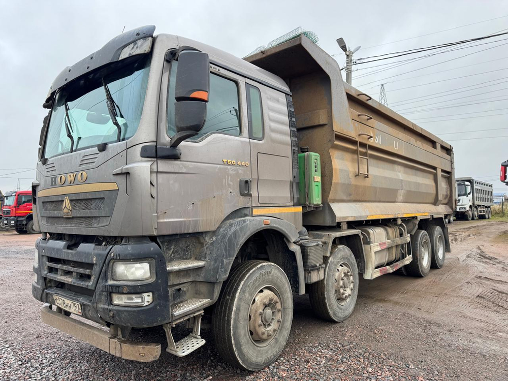 Howo T5G 8x4 Самосвал ZZ3317V386GE1 (Дизельный, 10,5 л, 440 л.с., МТ)