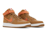 Кроссовки Nike Air Force 1 07 Lx