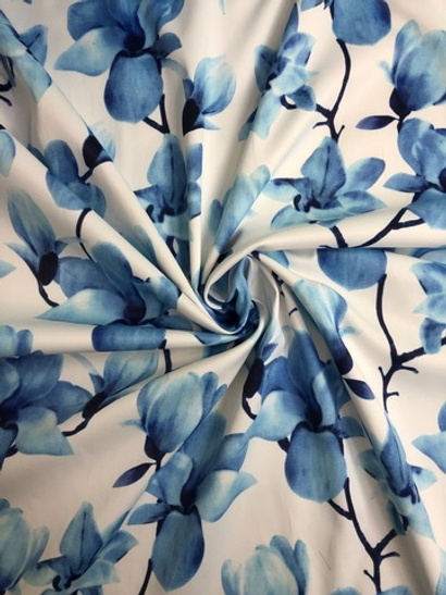 Атлас принт магнолия голубая на молочном, плотный, глянцевый NEW PARIS D4C1