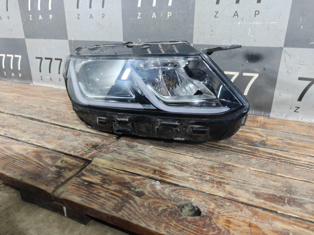 Фара правая LED Belgee X50 23-нв Б/У Оригинал 6608098730