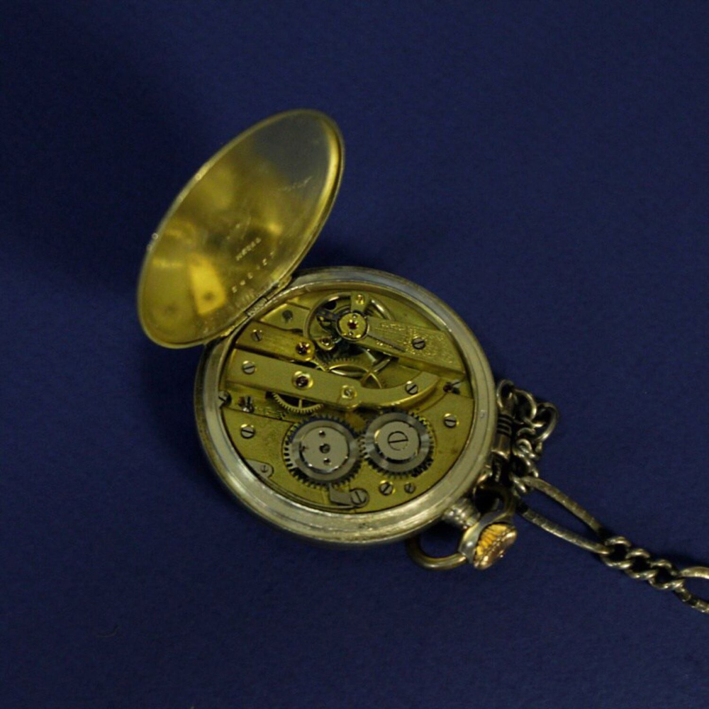 Антикварные серебряные карманные часы