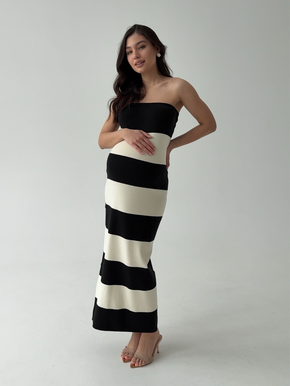 Платье вязаное, в полоску, без лямок