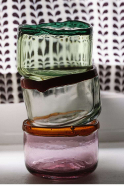 ZARA HOME СТЕКЛЯННАЯ ПИАЛА С КОНТРАСТНЫМИ ДЕТАЛЯМИ ПО КРАЯМ, КРАСНЫЙ