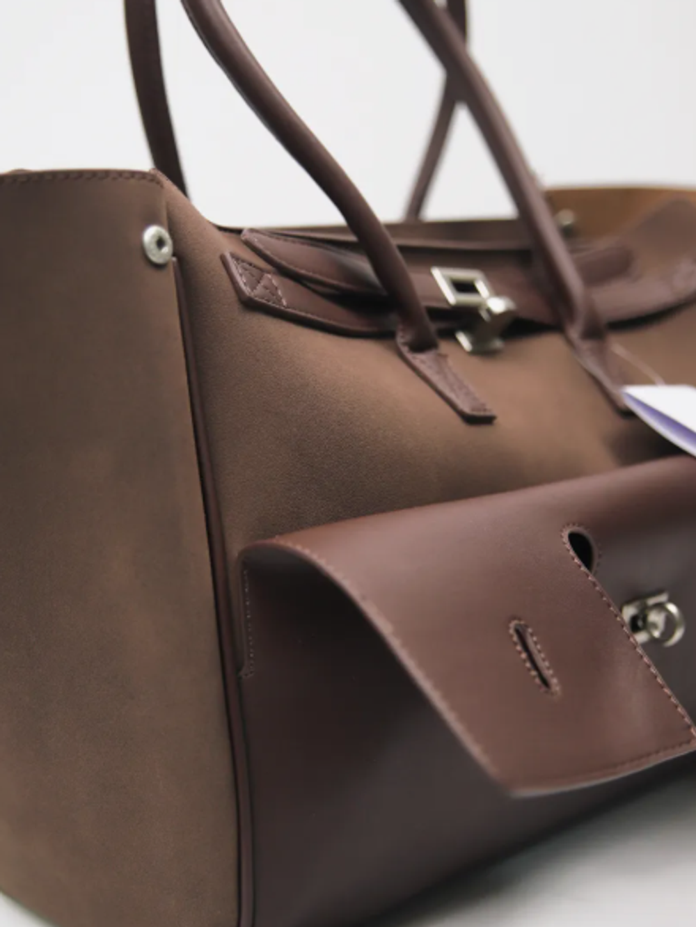 Сумка Balenciaga стильная