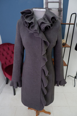 Пальто Boney James с шерстью 44 размер