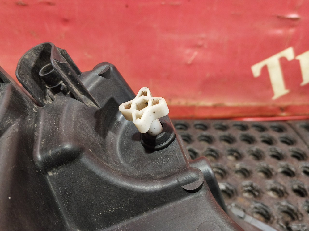 Фара левая 2021г