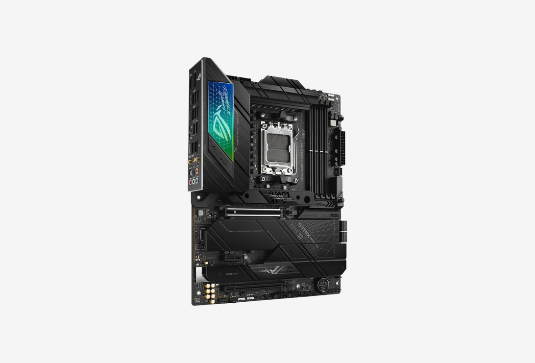 ROG STRIX X670E-F GAMING WIFI_0225820120357